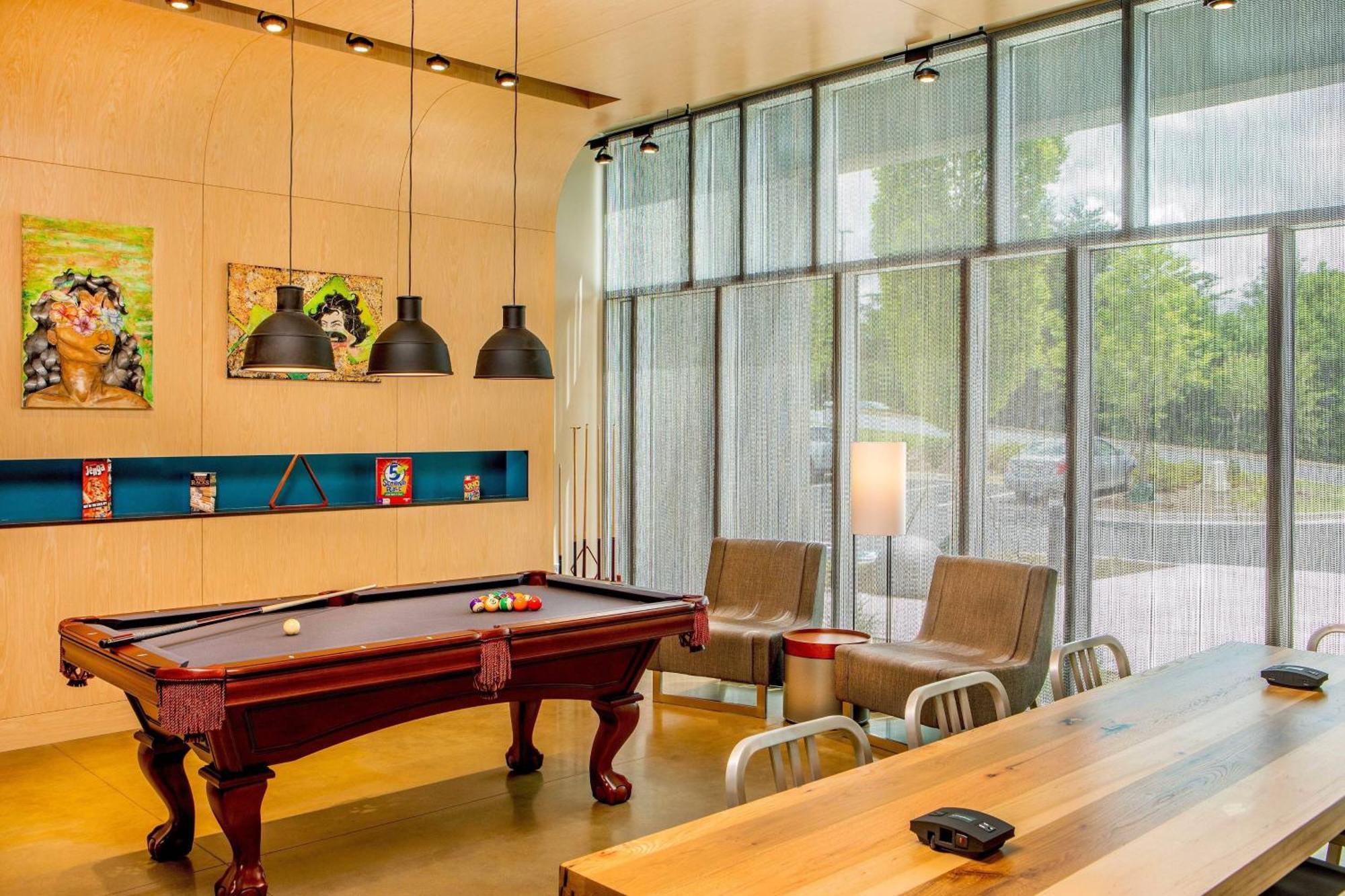 Aloft Alpharetta Hotel Bagian luar foto