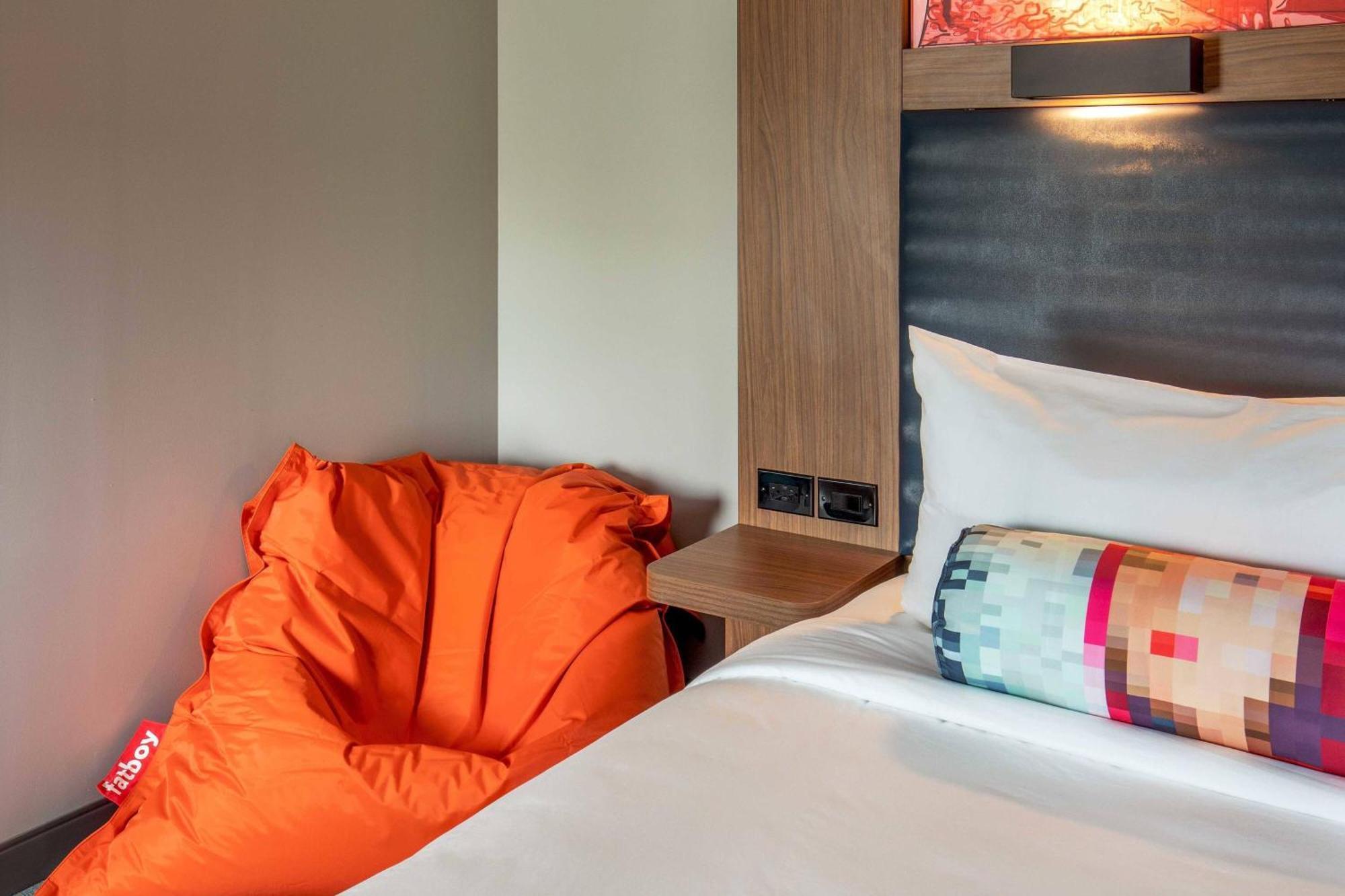 Aloft Alpharetta Hotel Bagian luar foto