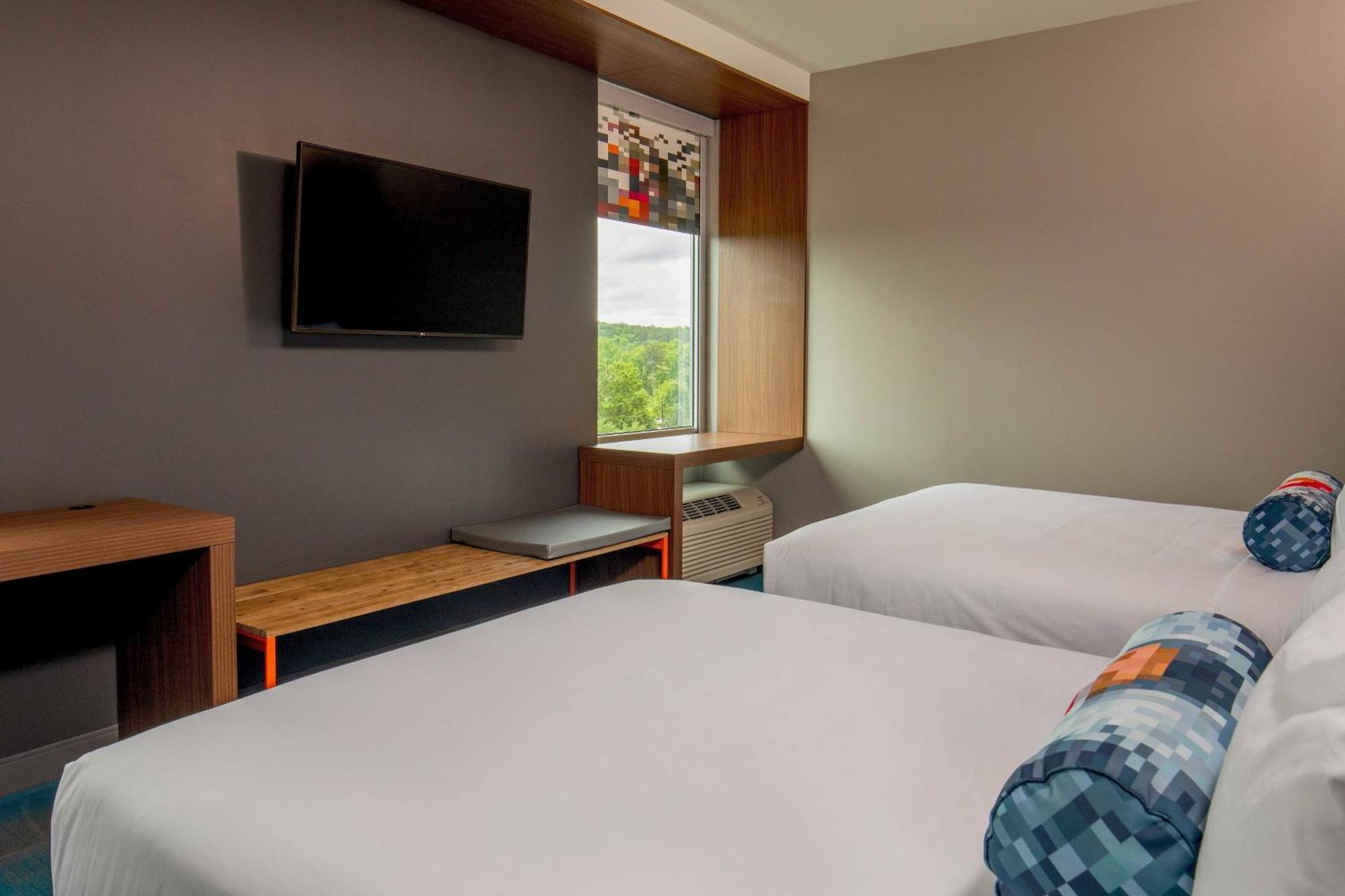 Aloft Alpharetta Hotel Bagian luar foto